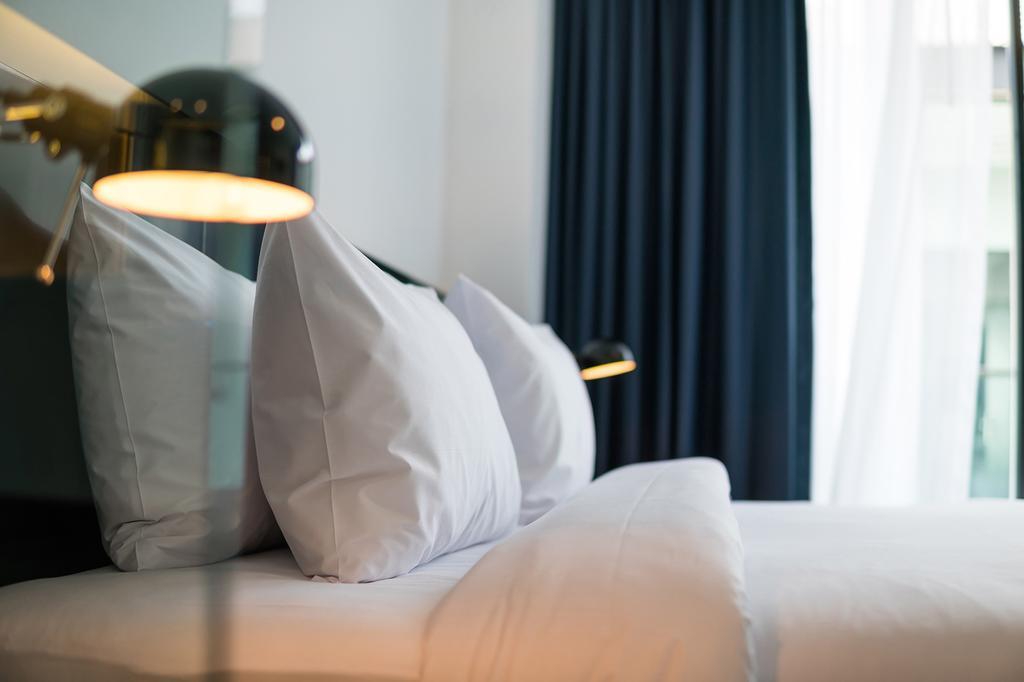Bed Chiangmai Gate- Adults Only Hotell Chiang Mai Exteriör bild