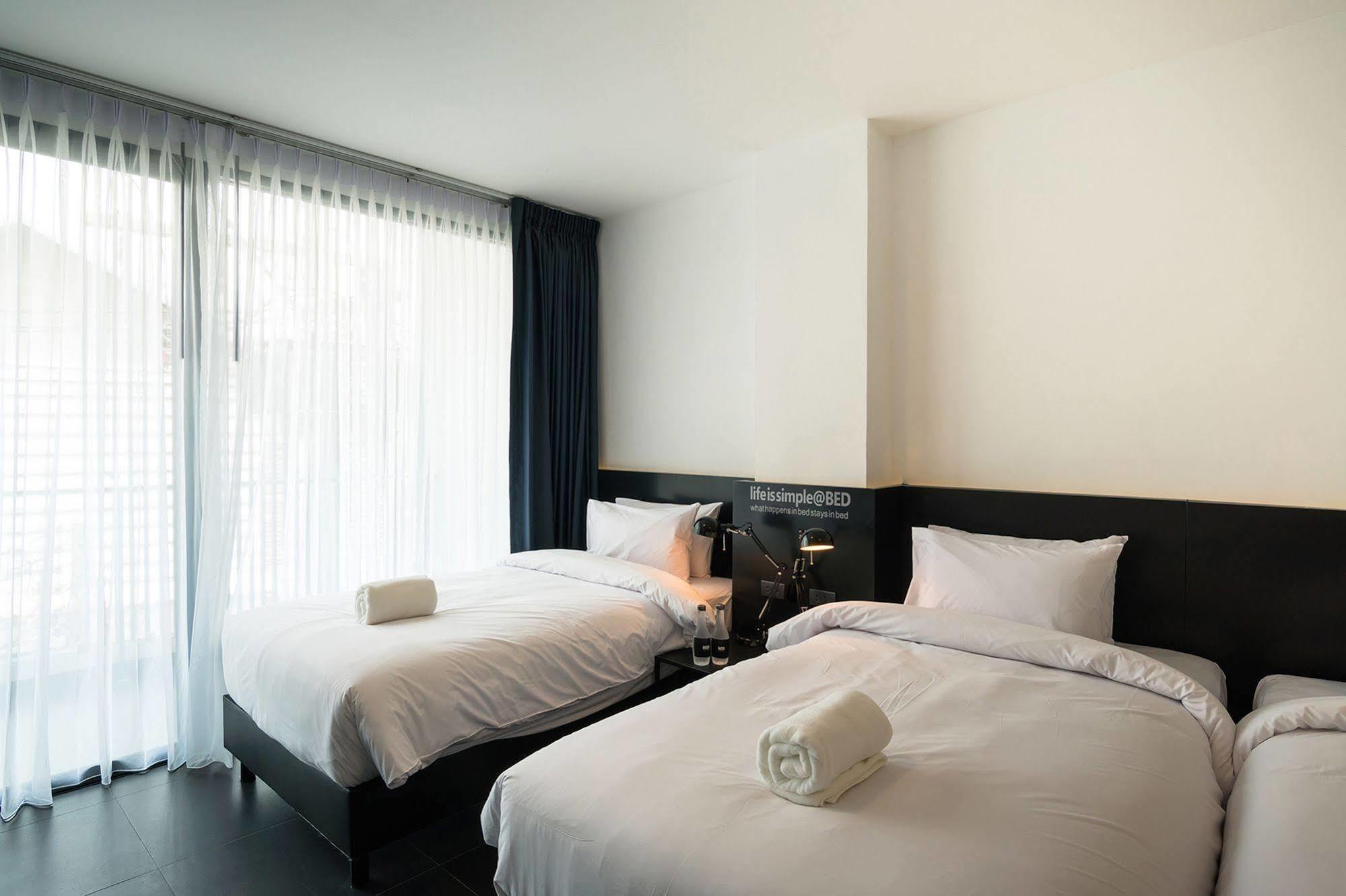 Bed Chiangmai Gate- Adults Only Hotell Chiang Mai Exteriör bild